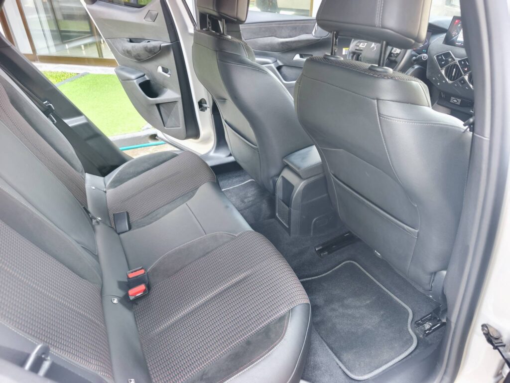 DS DS3 CrossBack Performance Line