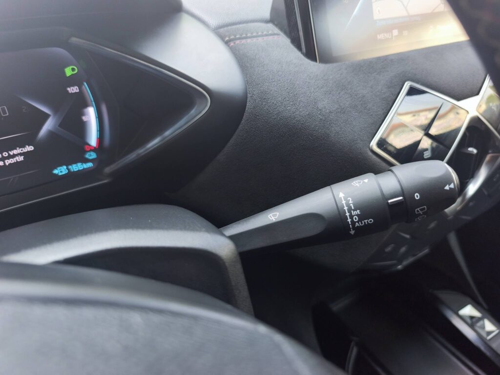 DS DS3 CrossBack Performance Line