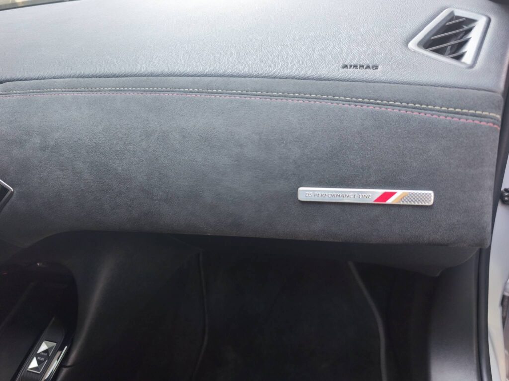 DS DS3 CrossBack Performance Line
