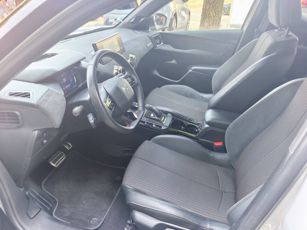 DS DS3 CrossBack Performance Line