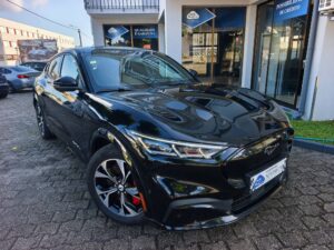 Ford Mustang Mach-E Premium 98.7 KW