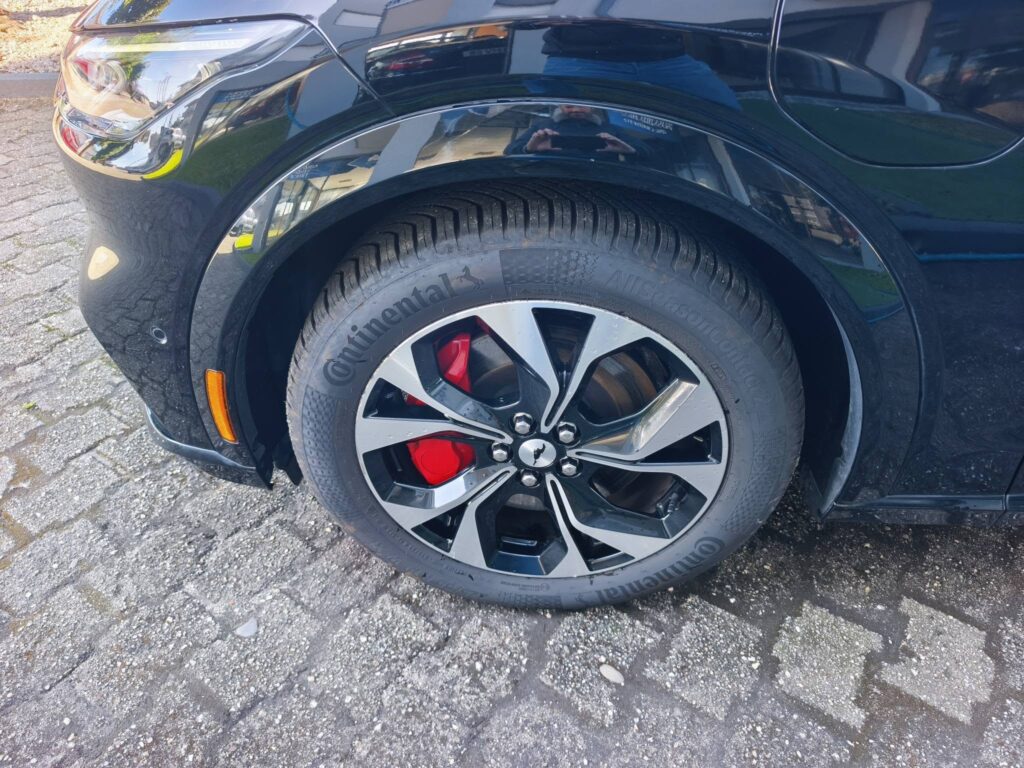 Ford Mustang Mach-E Premium 98.7 KW