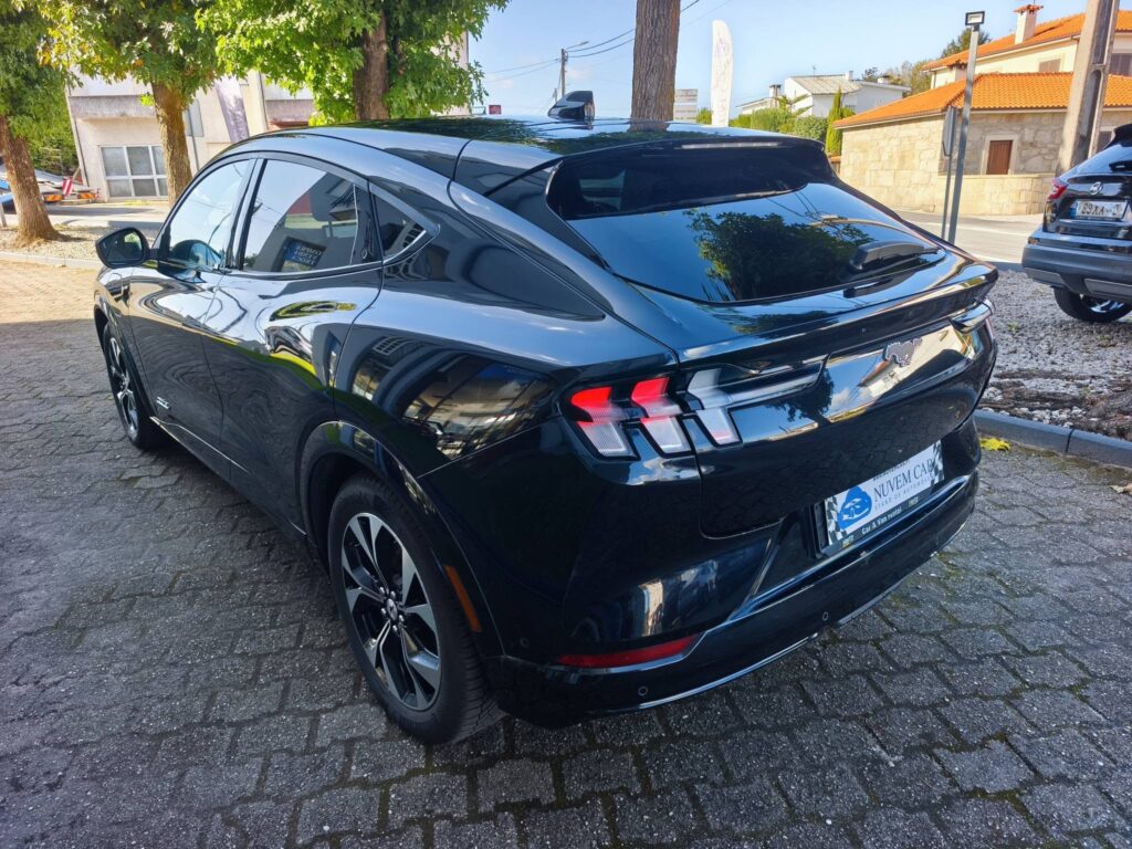 Ford Mustang Mach-E Premium 98.7 KW