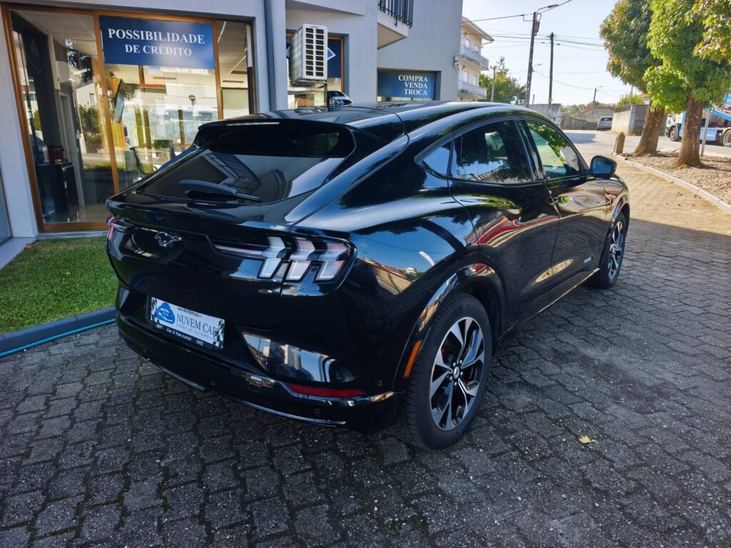 Ford Mustang Mach-E Premium 98.7 KW